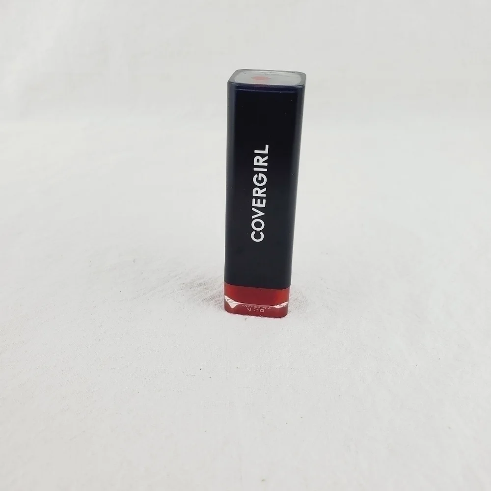 LAST ONE🔥 COVERGIRL demi matte lipstick 450 Worthy